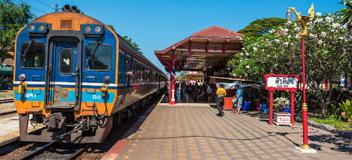Du lịch tự túc Prachuap Khiri Khan bằng tàu hoả