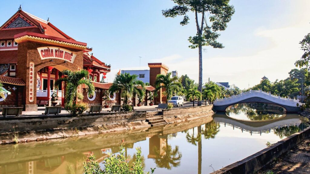 Đặt vé xe & chành xe khách Sài Gòn (TP.HCM) đi Sa Đéc đến từ các nhà xe lớn, uy tín. 