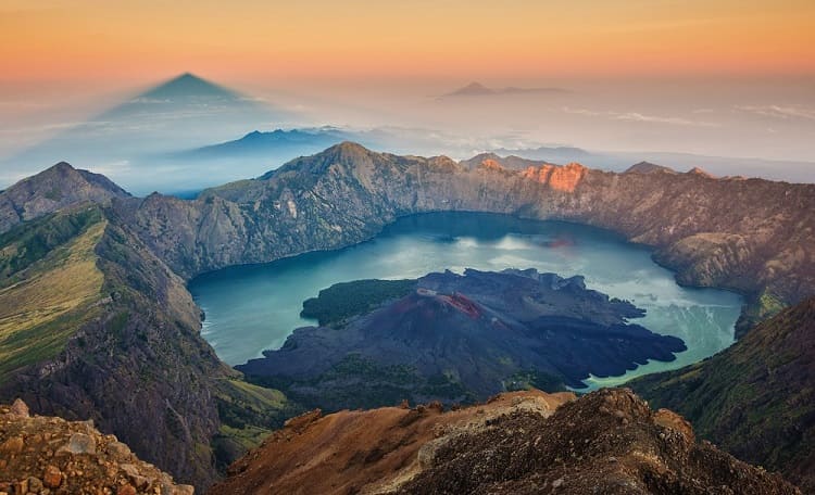 Kinh nghiệm du lịch từ Bali đến Lombok: hướng dẫn đường đi và cách đặt vé tàu đi đến Lombok.