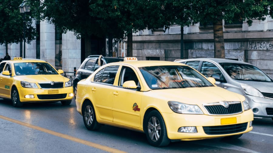 Khám phá hành trình từ Hat Yai đến Kuala Lumpur với kinh nghiệm du lịch, gợi ý địa điểm tham quan, phương tiện di chuyển và đặt vé thuận tiện