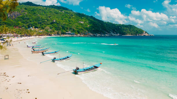 Kinh nghiệm du lịch tự túc từ Khao Lak đến Koh Phangan, cách đi và đặt vé đi đảo Koh Phangan Thái Lan.